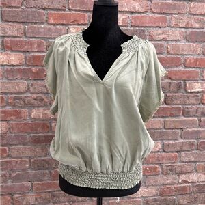 cloth & stone Sage Green Smocked Hem & Neck Peasant Blouse